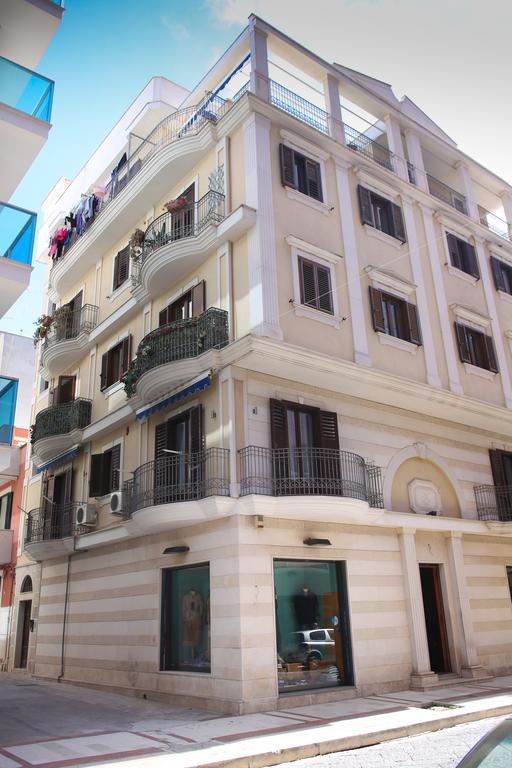 Napolitano Palace Margherita Di Savoia Eksteriør billede